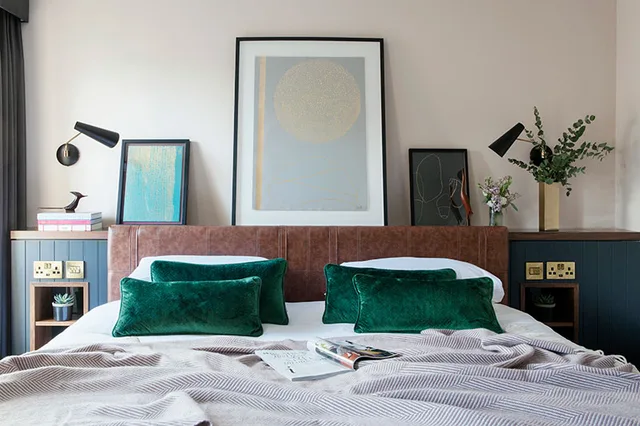 Classic, Double Bed, The Alex 1/1