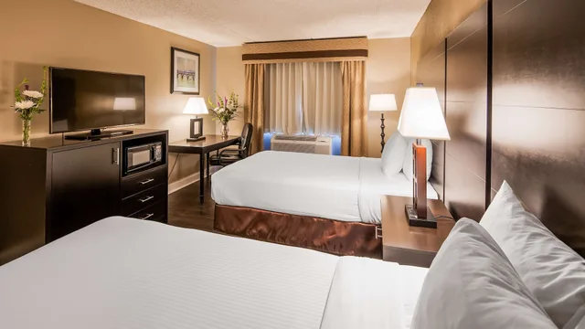 غرفة قياسية بسريرين مزدوجين، Best Western Detroit Livonia 5/6