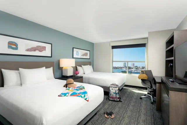 Room, 2 Queen Beds, Bay View, Den، Hyatt House San Juan 9/11
