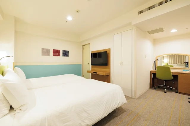 غرفة بريميوم بسريرين منفصلين للمدخنين، Ana Holiday Inn Sapporo Susukino 2/10