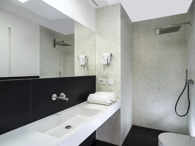 جناح بسرير كوين، DUOMO SUITES & SPA 3/6