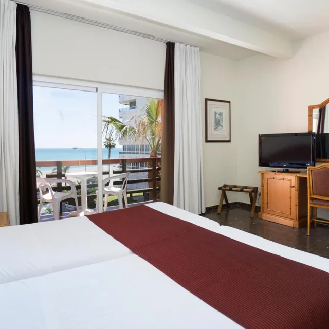 Room, Double or Twin Bed, Sea Front, MS Tropicana Costa del Sol 4/5