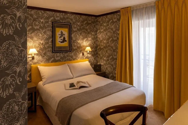 Classic, No Air Condition، HOTEL DU DANUBE SAINT GERMAIN 2/5