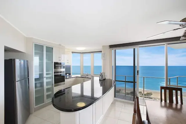 3 Bedrooms, Tower, Premium, 1 Queen and 3 Single Beds, Ocean View، Catalina Resort 7/10