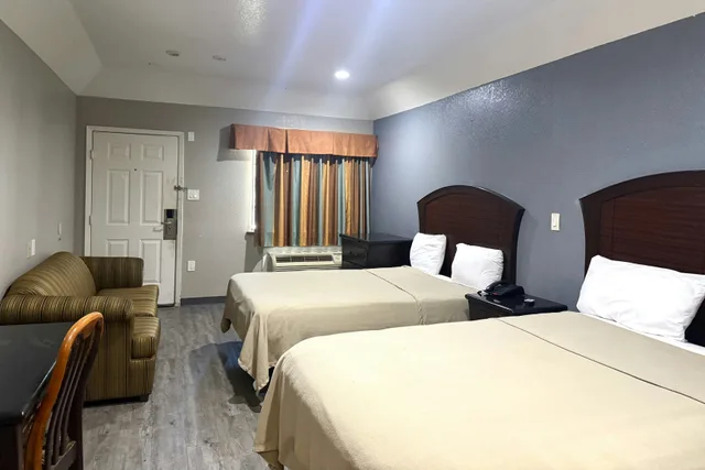 غرفة بسريرين كوين، Hotel O Regency Suites Houston - IAH Beltway 8 2/3