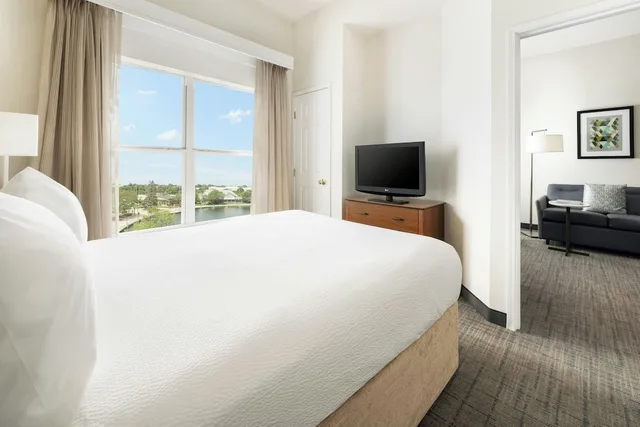 جناح بسريرين مزدوجين بغرفتي نوم لذوي الإعاقة، Residence Inn Des Moines West at Jordan Creek Town Center 2/5