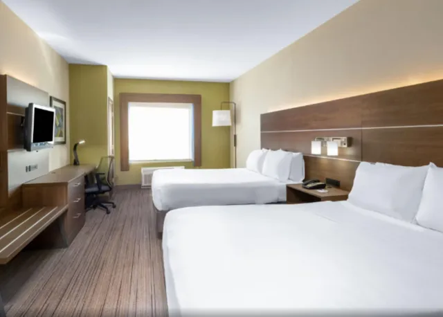 Room, 2 Queen Beds, Accessible, Holiday Inn Express & Suites Dallas East - Fair Park 1/4