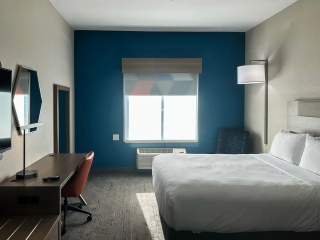 غرفة قياسية بسرير كينج، Holiday Inn Express Hotel Suites Ennis 3/4