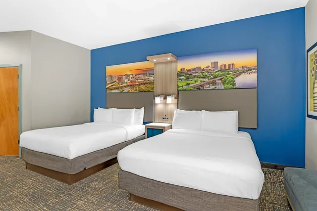غرفة قياسية بسريرين كوين، Best Western Plus Glen Allen Inn 1/10