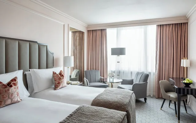 غرفة كلاسيكية بسريرين منفصلين، THE WESTBURY HOTEL 1/4
