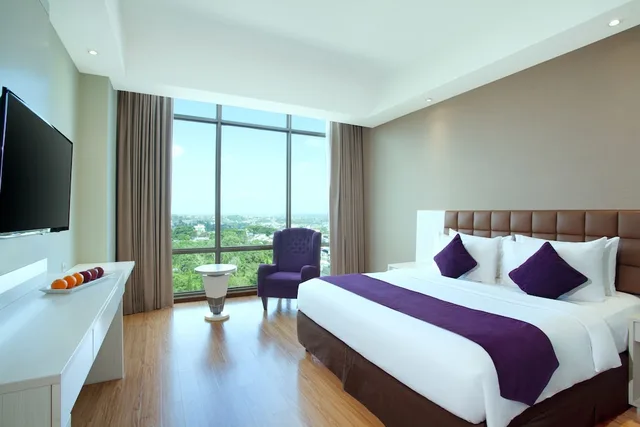 غرفة ديلوكس بسرير كوين، Platinum Balikpapan Hotel Convention Hall 1/4