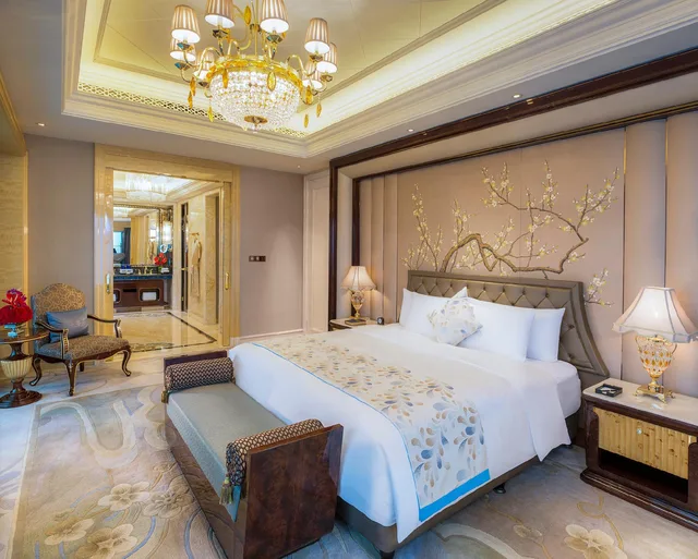 Deluxe, Suite, Wanda Reign Wuhan 1/1