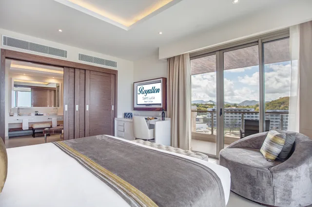 1 Bedroom, Diamond Club, Swim Out, Presidential, Luxury, Suite، Royalton Saint Lucia An Autograph Collection All Inclusive Resort 2/4