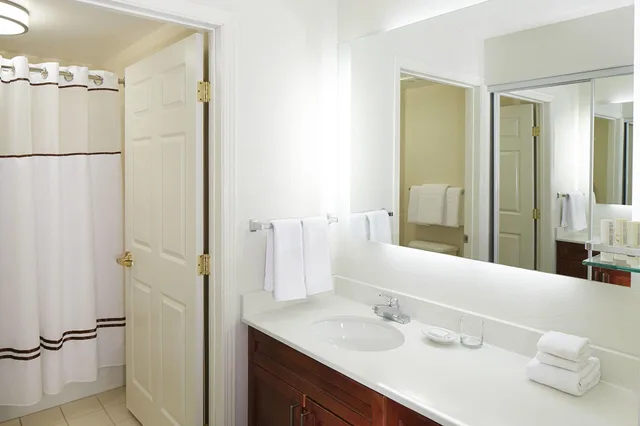 Studio, Queen Bed, Residence Inn Minneapolis Downtown at The Depot 2/2