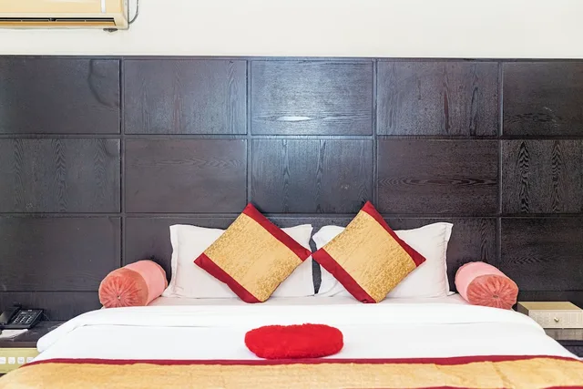Executive, Suite, King Bed, Hotel Seven Star 5/10