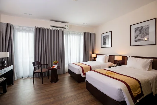 غرفة بريميير بسريرين منفصلين بإطلالة على الحديقة، Huong Giang Hotel 2/10