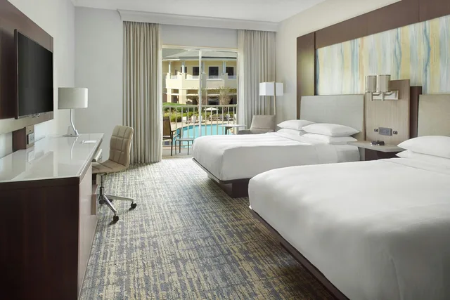 غرفة بسرير كينج بإطلالة على البحيرة، Atlanta Evergreen Lakeside Resort 1/2