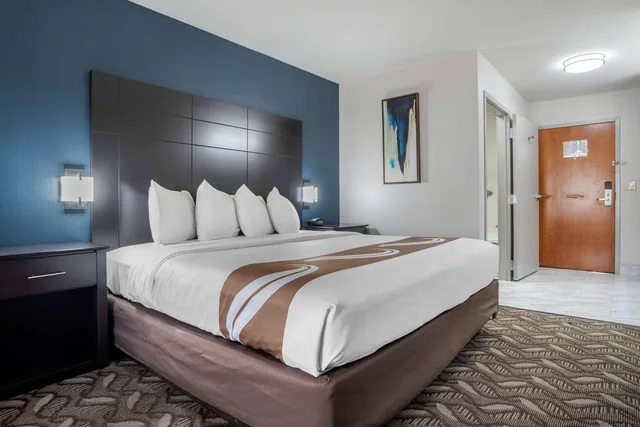 جناح، Quality Suites Baton Rouge East - Denham Springs 1/4