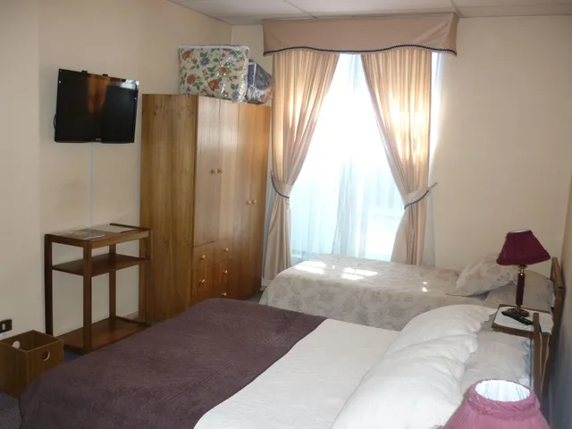 غرفة قياسية ثلاثية، Hotel Esmeralda 3/4