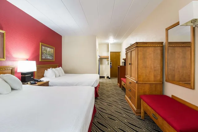 غرفة بسريرين كوين، Best Western Braddock Inn 2/4