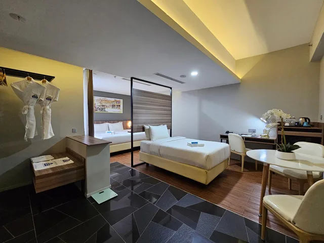 جناح عائلي بسرير كينج وسرير فردي، Days Hotel and Suites by Wyndham Fraser Business Park KL 5/7