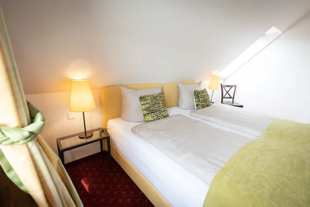 غرفة بريميوم بسرير كوين بغرفة نوم واحدة، Landhotel & Gasthof Cramer 1/2