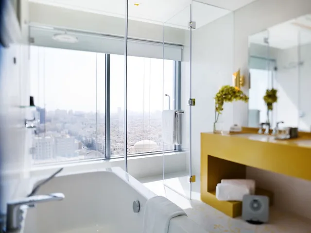 Executive Suite (King Bed), The Domain Hotel and Spa - Adults Friendly 16 Years Plus 3/3