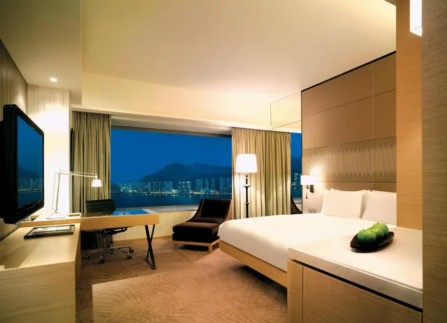 1 Bedroom, Harbor, Executive, Suite، HYATT REGENCY HONG KONG SHA TIN 1/2