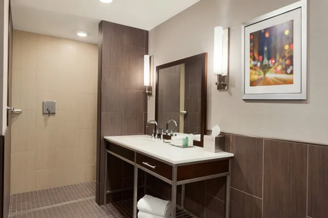 غرفة بسريرين مزدوجين لذوي الإعاقة، Hilton Philadelphia City Avenue 2/4