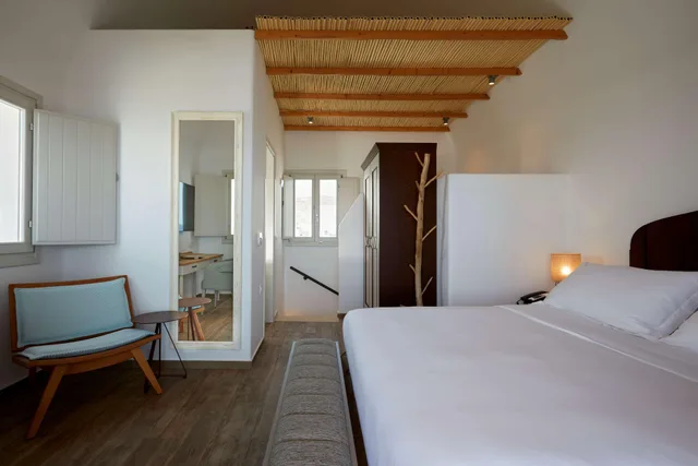 Duplex, Suite, King Bed, with Pool، Sea Breeze Santorini Beach Resort, Curio by Hilton 2/10