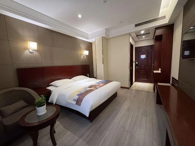 Super, Luxury, Double Bed, Large, GreenTree Alliance Pudong New District Disneyland North Gate Hotel 1/1
