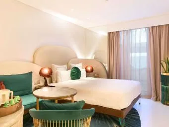Deluxe, King Bed, Pool Side، Gem Forest Hotel Nairobi - MGallery Collection 1/1