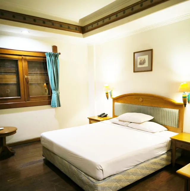 غرفة سوبيريور بسرير كينج، KRESNA HOTEL WONOSOBO 1/7