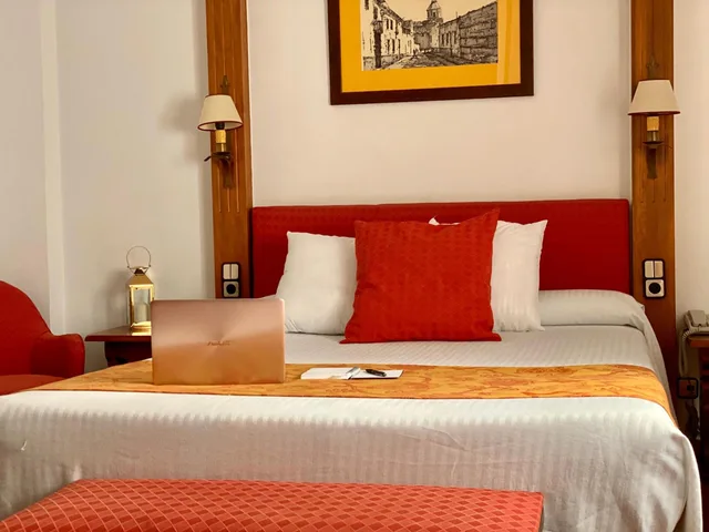 غرفة قياسية بسرير مزدوج أو سريرين منفصلين، Hotel el Bedel 1/8
