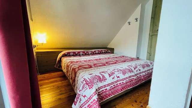 دوبلكس بسرير كينج وسرير فردي بغرفة نوم واحدة مع أريكة، Residence villa Frejus 4/10