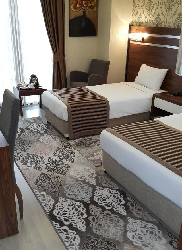 غرفة قياسية بسرير مزدوج وسرير فردي، My Liva Hotel 4/7