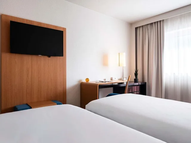 غرفة كلاسيكية بسريرين منفصلين، Novotel Belfort Centre Atria 3/7