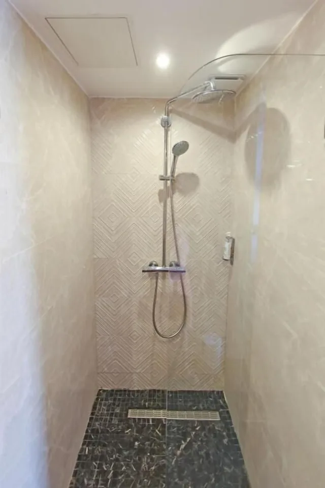 غرفة سوبيريور بسريرين منفصلين بإطلالة على الحديقة، Hotel Saint Christophe Calvi (ex Saint Christophe Corsica) 5/5
