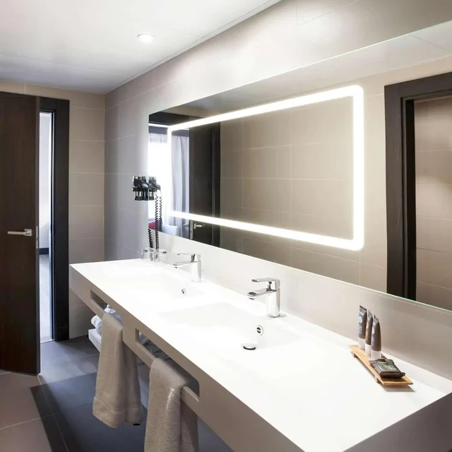 غرفة تنفيذية بسرير كوين بمنطقة جلوس، Novotel Madrid Center 10/10