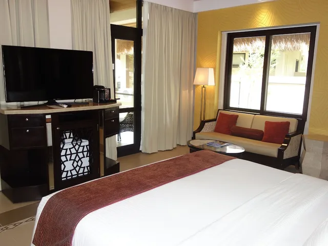 Pool, Villa, King Bed، Henann Resort Alona Beach 3/10