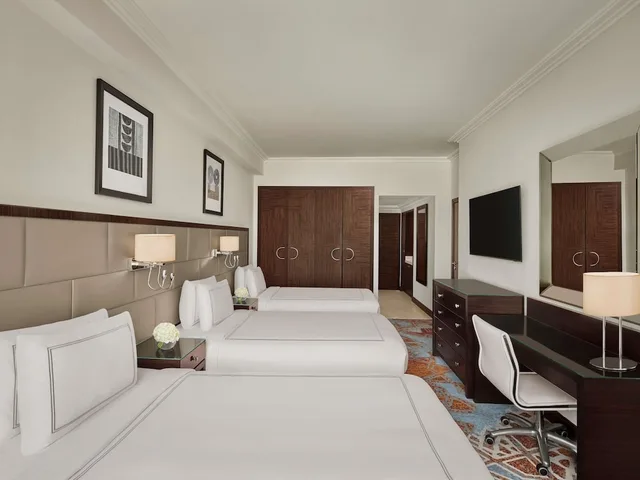 غرفة كلاسيكية بسريرين منفصلين بإطلالة على الحرم، سويس اوتيل المقام مكة(Swissotel Al Maqam Makkah) 4/10