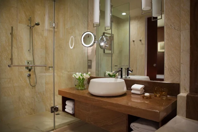 Deluxe, Twin Beds, Lake View, Renaissance Tianjin Lakeview Hotel 3/3