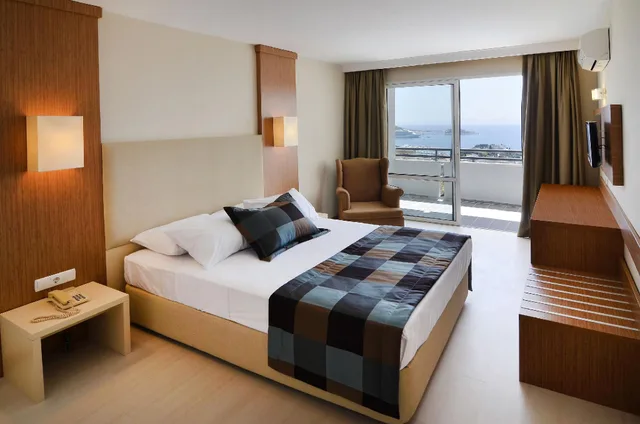 غرفة قياسية بسرير مزدوج، Citys Hill Hotel 1/2
