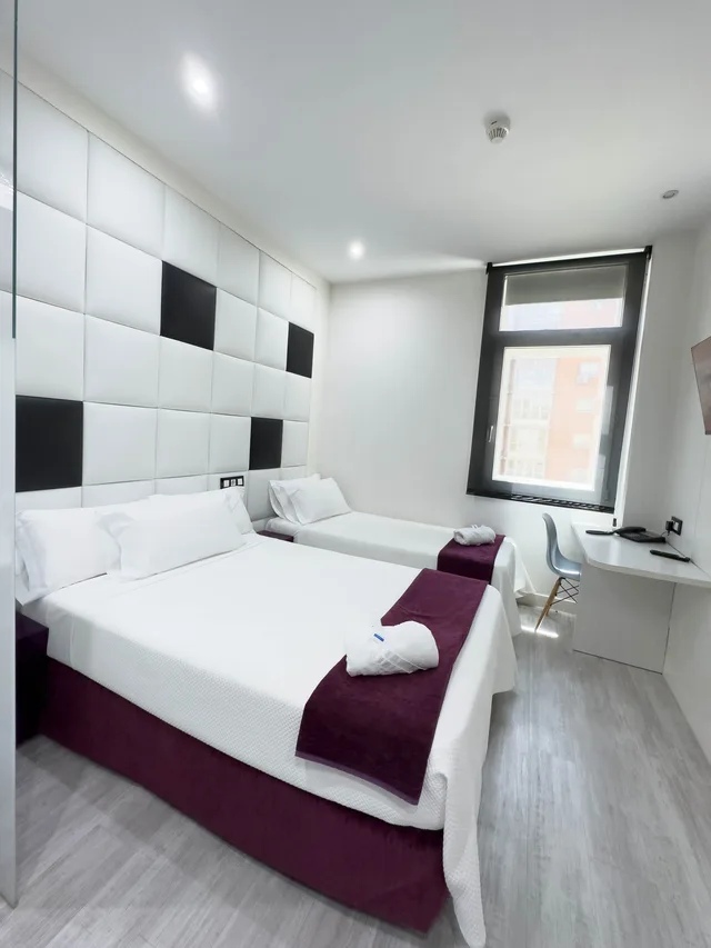 غرفة بسرير نصف مزدوج، Hotel Avenida de Espana 2/10