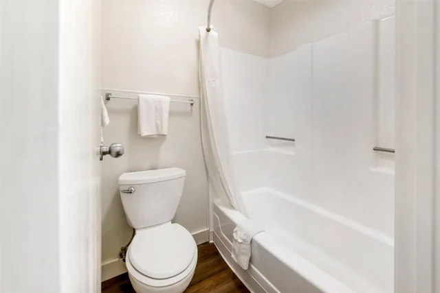 غرفة بسرير كينج، Rodeway Inn At Nevada State Capitol 5/5