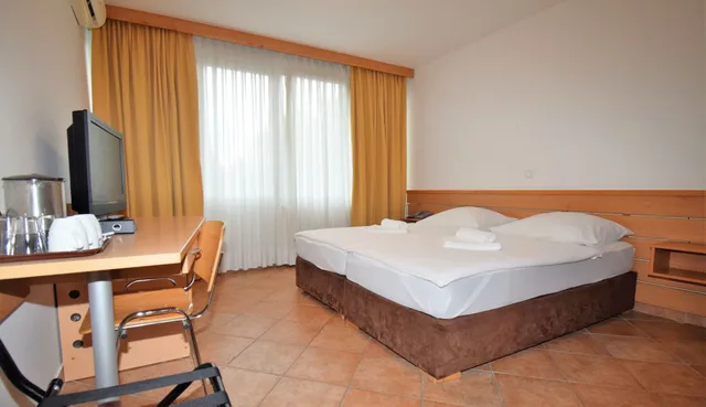 غرفة بسرير مزدوج، LJUBLJANA RESORT 2/8