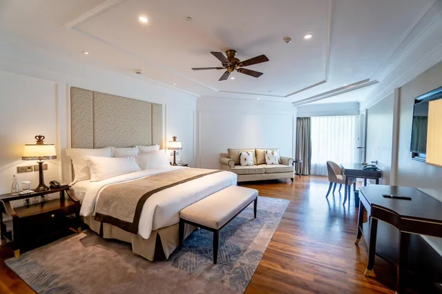 جناح بسرير كينج مع دخول صالة النادي، Intercontinental Bali Resort 1/8