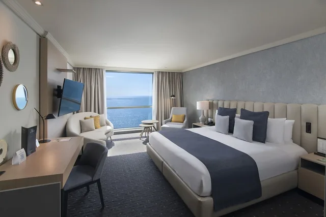 Premium, King Bed, Ocean Front, Catalonia Santo Domingo 1/4