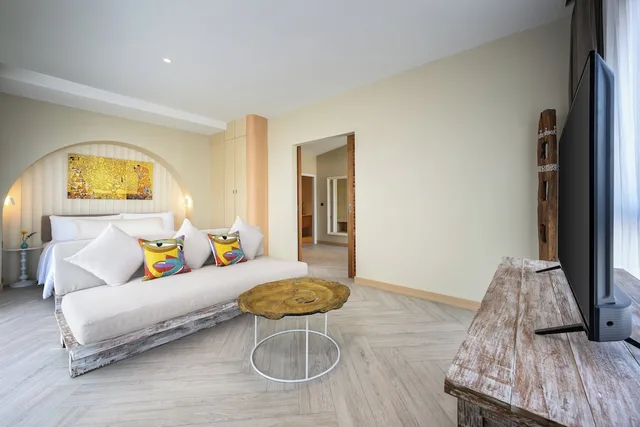 Family Suite, King Bed, Centara Life Lamai Resort Samui 2/5