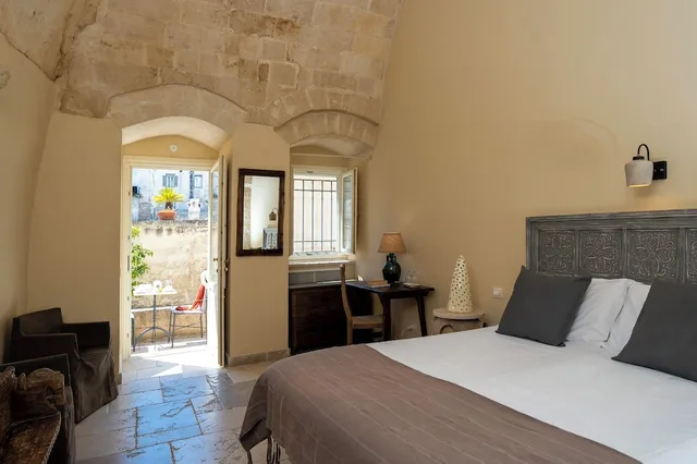 غرفة سوبيريور بسرير كوين بإطلالة على المدينة، Locanda San Martino Thermae 3/10